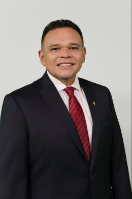 Foto de Sen. Rolando Rodrigo Zapata Bello